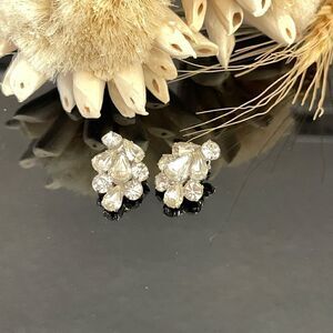 Vintage cluster clip on earrings